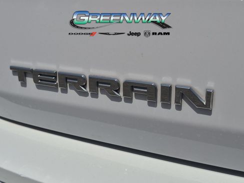 Used 2019 GMC Terrain SLT w/ Preferred Package FWD image 32