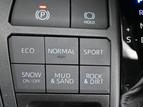 Used 2025 Toyota RAV4 XLE Premium w/ Weather Package AWD/4WD image 20