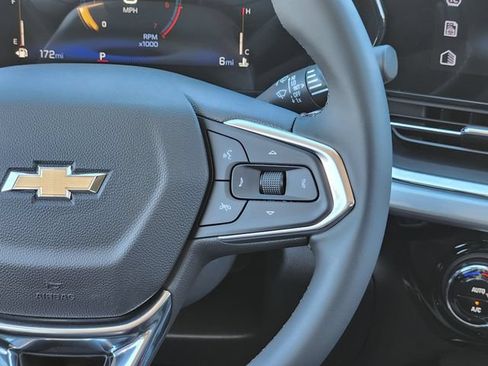 New 2026 Chevrolet Trax LT w/ Driver Confidence Package FWD image 22