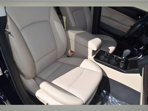 Used 2018 Subaru Outback 3.6R Limited image 30