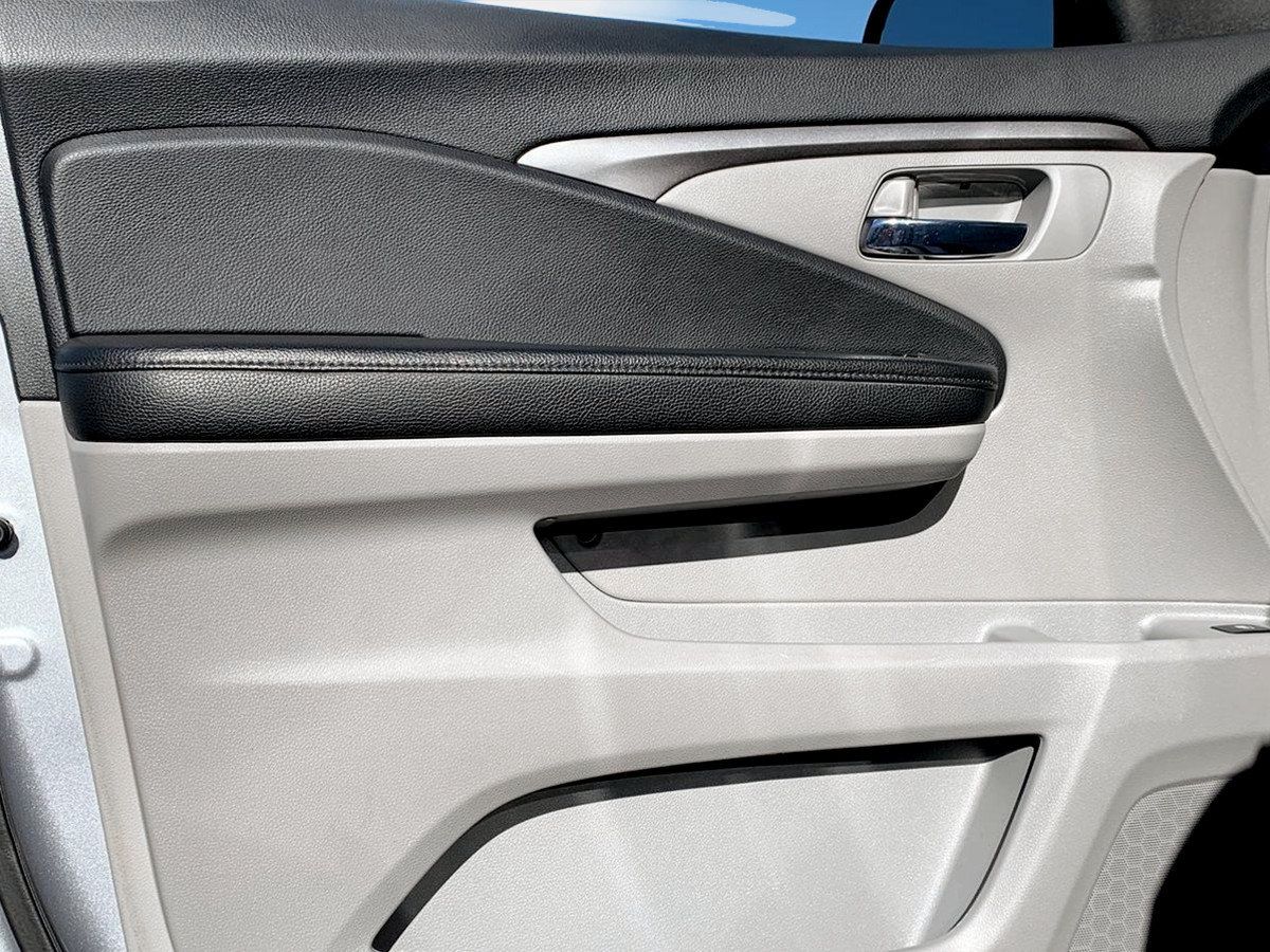 Used 2019 Honda Pilot LX image 13