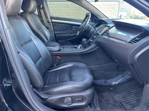 Used 2017 Ford Taurus SEL w/ Equipment Group 201A image 11