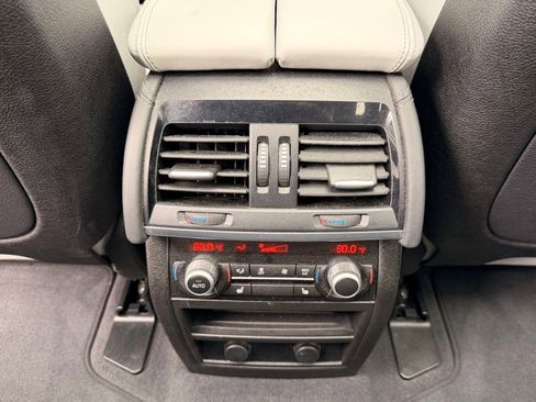 Used 2018 BMW X5 M AWD/4WD image 16