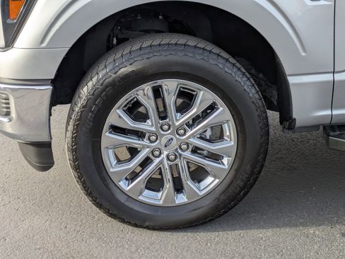 Used 2025 Ford F150 Lariat w/ Equipment Group 501A Mid image 11