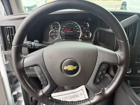 Used 2021 Chevrolet Express 2500 w/ Driver Convenience Package RWD image 13
