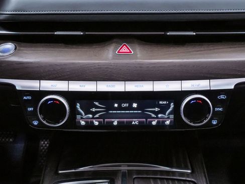 Certified 2022 Genesis G80 2.5T w/ Prestige Package image 18