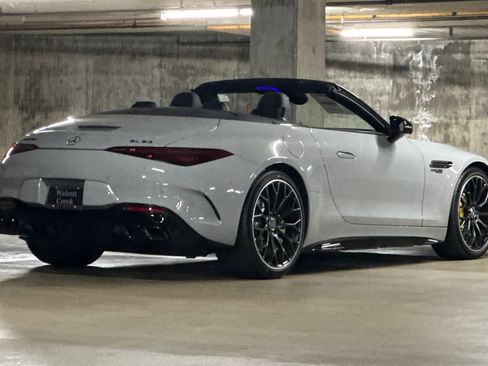 New 2026 Mercedes-Benz SL 63 AMG 4MATIC image 8