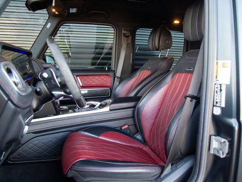 Used 2022 Mercedes-Benz G 63 AMG 4MATIC image 5