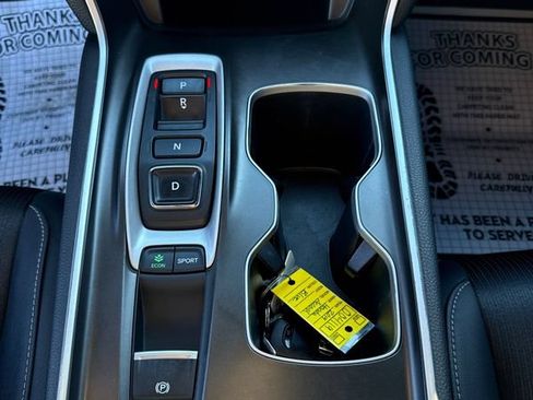 Used 2019 Honda Accord Sport image 22