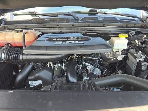 Used 2022 RAM 1500 Big Horn AWD/4WD image 12