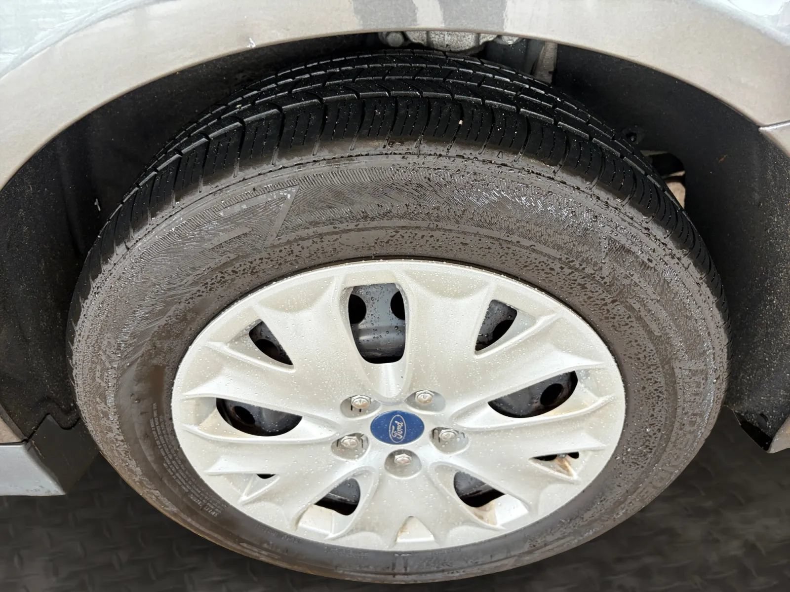 Used 2020 Ford Fusion S FWD image 40