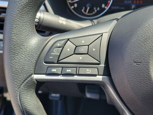 Used 2024 Nissan Altima 2.5 SV FWD image 22