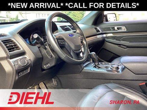 Used 2017 Ford Explorer Limited AWD/4WD image 10