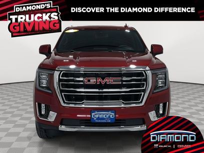 Used 2024 GMC Yukon XL SLT w/ SLT Premium Package