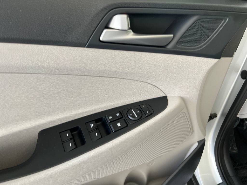 Used 2018 Hyundai Tucson Sport AWD/4WD image 14