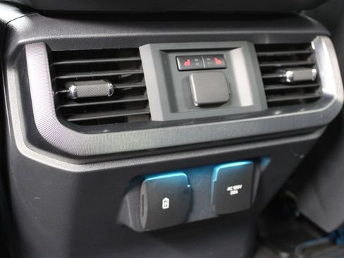Used 2025 Ford F150 Platinum AWD/4WD image 18