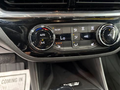 Used 2024 Buick Envista Sport Touring w/ Convenience I Package image 32