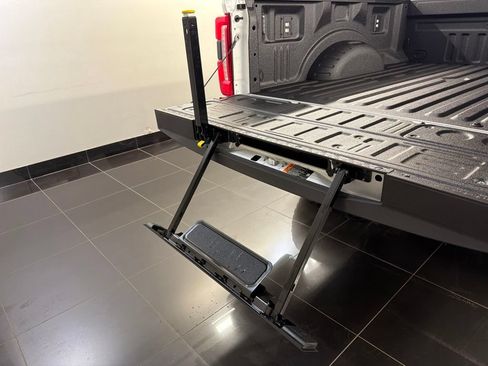 New 2026 Ford F250 4x4 Crew Cab Super Duty image 41