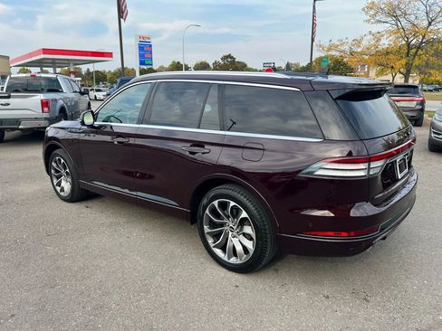 Used 2023 Lincoln Aviator Grand Touring w/ Equipment Group 301A image 3