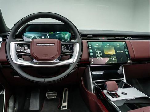 New 2026 Land Rover Range Rover Long Wheelbase Autobiography AWD/4WD image 28