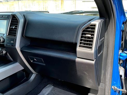 Used 2019 Ford F150 Raptor w/ Equipment Group 802A Luxury image 20