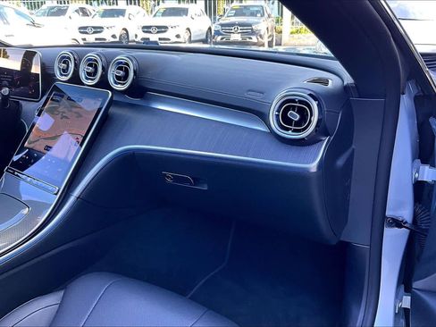 Used 2025 Mercedes-Benz CLE 300 4MATIC Coupe image 18