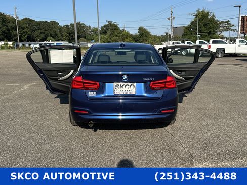 Used 2018 BMW 320i Sedan image 32