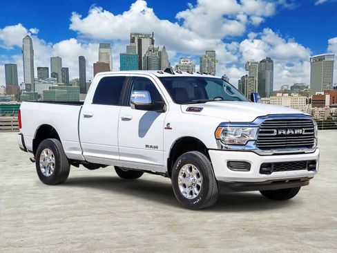 Used 2023 RAM 3500 Laramie AWD/4WD image 3