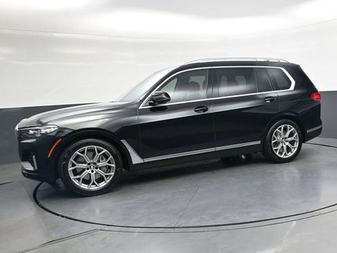 Used 2021 BMW X7 xDrive40i w/ Premium Package AWD/4WD image 9