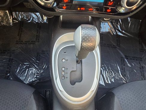Used 2017 Nissan Juke SV w/ Technology Package FWD image 30