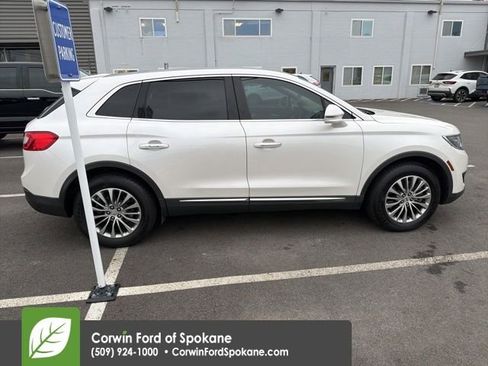 Used 2016 Lincoln MKX Select w/ Select Plus Package image 15