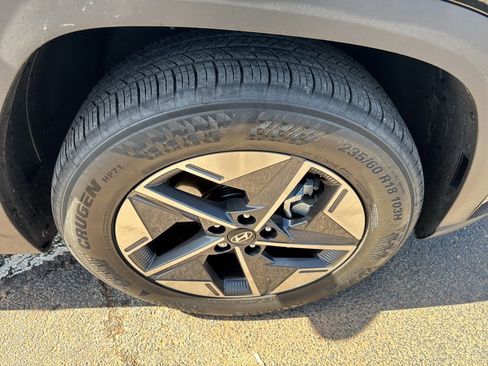 Used 2026 Hyundai Tucson SEL FWD image 40