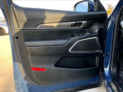 Used 2023 Kia Telluride SX image 22