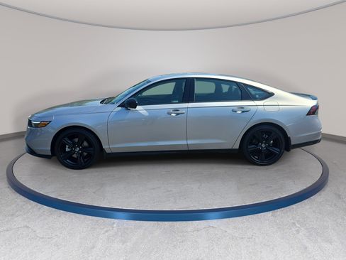 Used 2024 Honda Accord Sport image 8