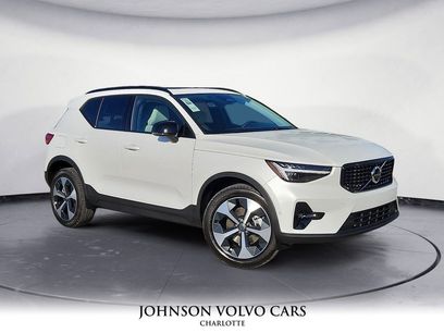 New 2026 Volvo XC40 B5 Plus w/ Protection Package Premier