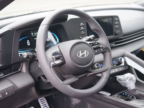 New 2026 Hyundai Elantra SEL Sport Premium FWD image 11