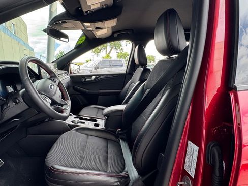 Used 2023 Ford Escape ST-Line Elite AWD/4WD image 18
