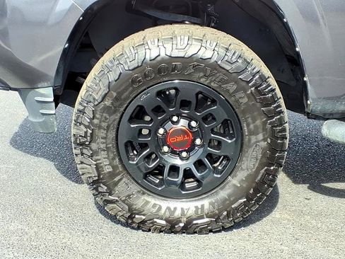 Certified 2021 Toyota Tacoma SR image 9