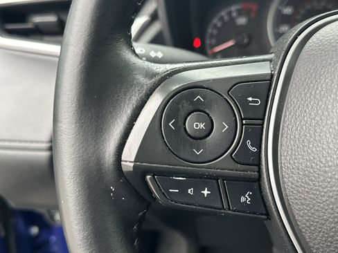 Used 2022 Toyota Corolla Cross LE image 24