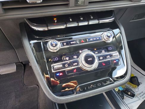 Used 2020 Lincoln Corsair Standard image 22