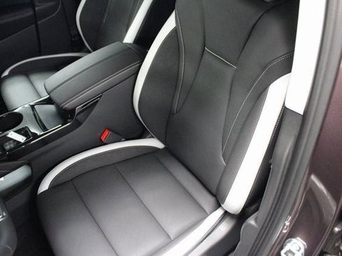 New 2025 Buick Envision Sport Touring image 20