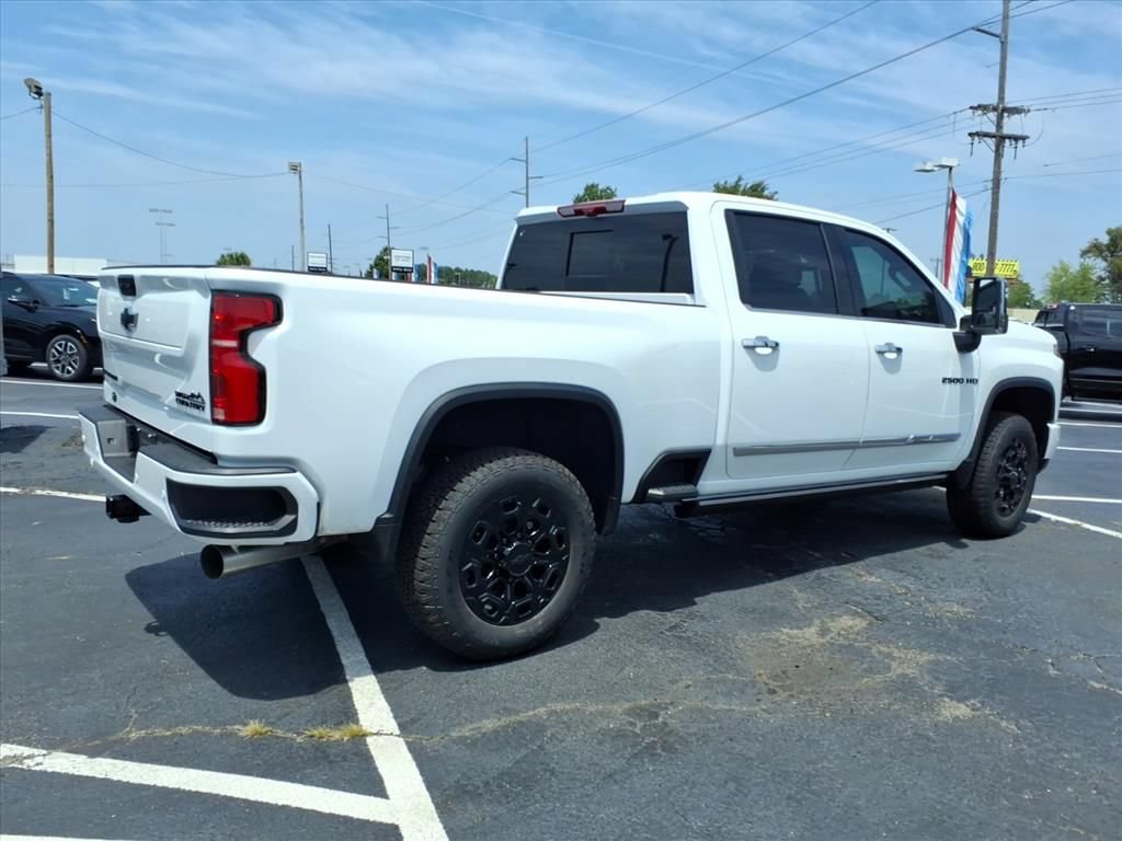 New 2026 Chevrolet Silverado 2500 High Country w/ Technology Package AWD/4WD image 3