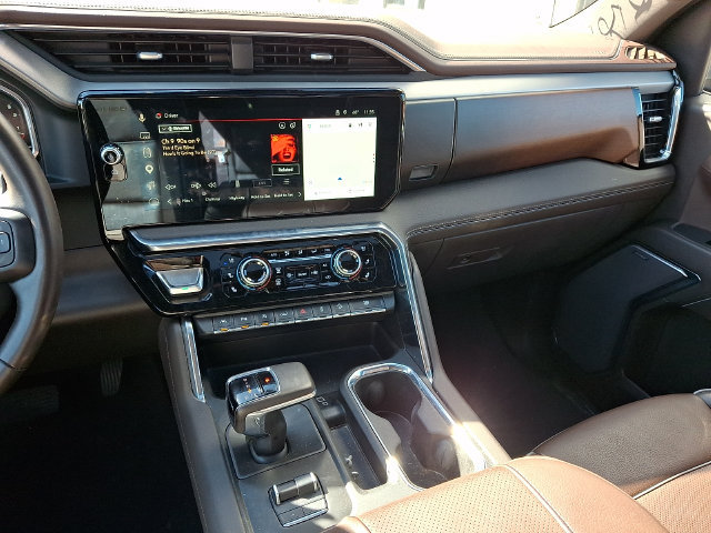 Used 2023 GMC Sierra 1500 Denali AWD/4WD image 11