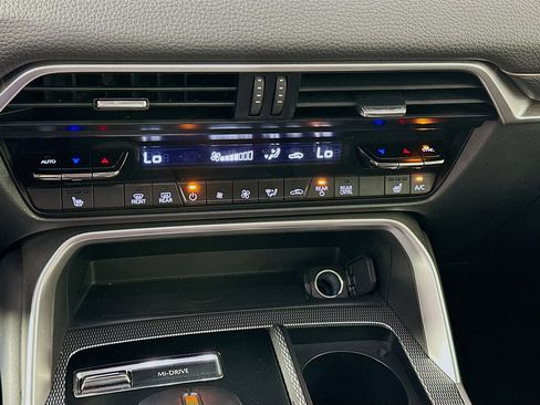 Used 2025 MAZDA CX-90 3.3 Turbo w/ Premium Sport Pkg image 24