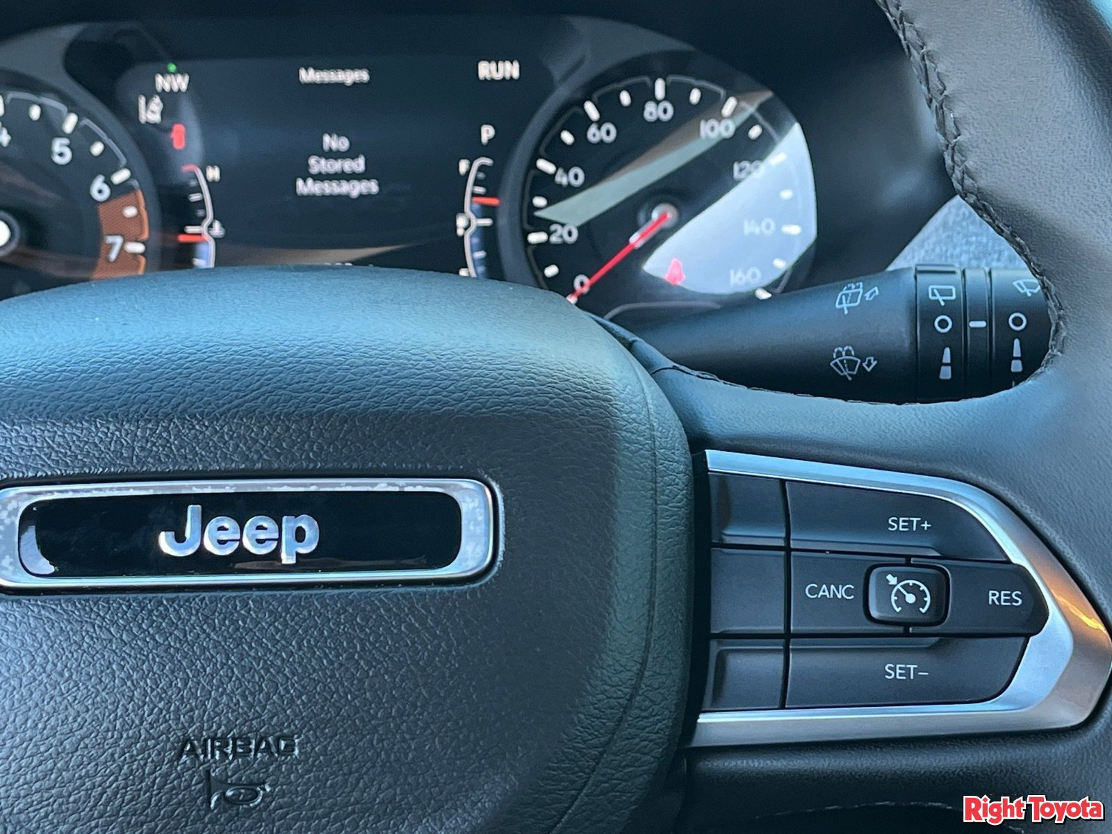 Used 2024 Jeep Compass Latitude AWD/4WD image 23