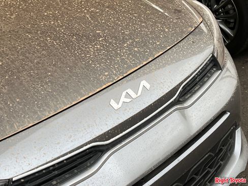 Used 2022 Kia Rio S FWD image 7