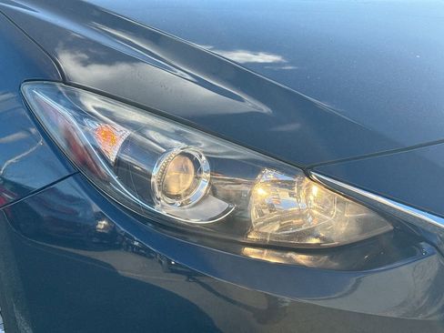 Used 2014 MAZDA MAZDA3 i Touring image 34