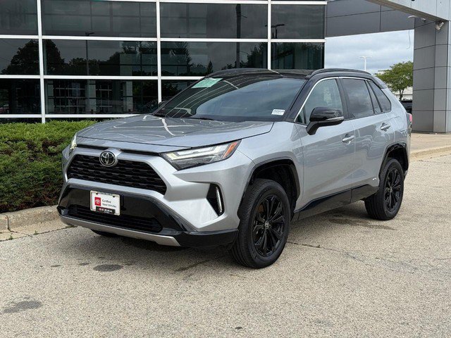 Used 2025 Toyota RAV4 XSE w/ Weather Package AWD/4WD image 7
