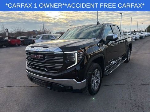 Used 2023 GMC Sierra 1500 SLT w/ SLT Convenience Package image 5