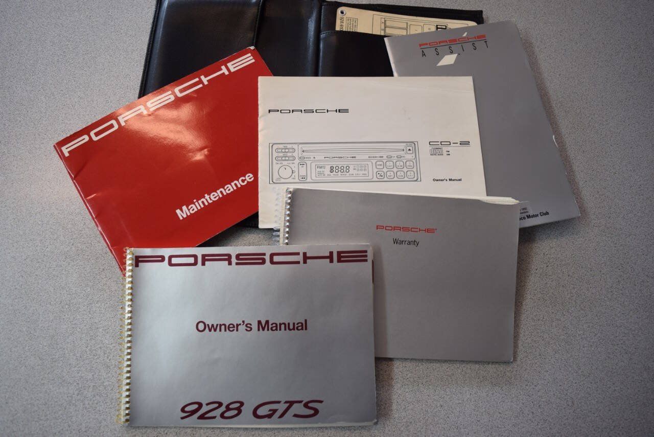 Used 1993 Porsche 928 GTS RWD image 68